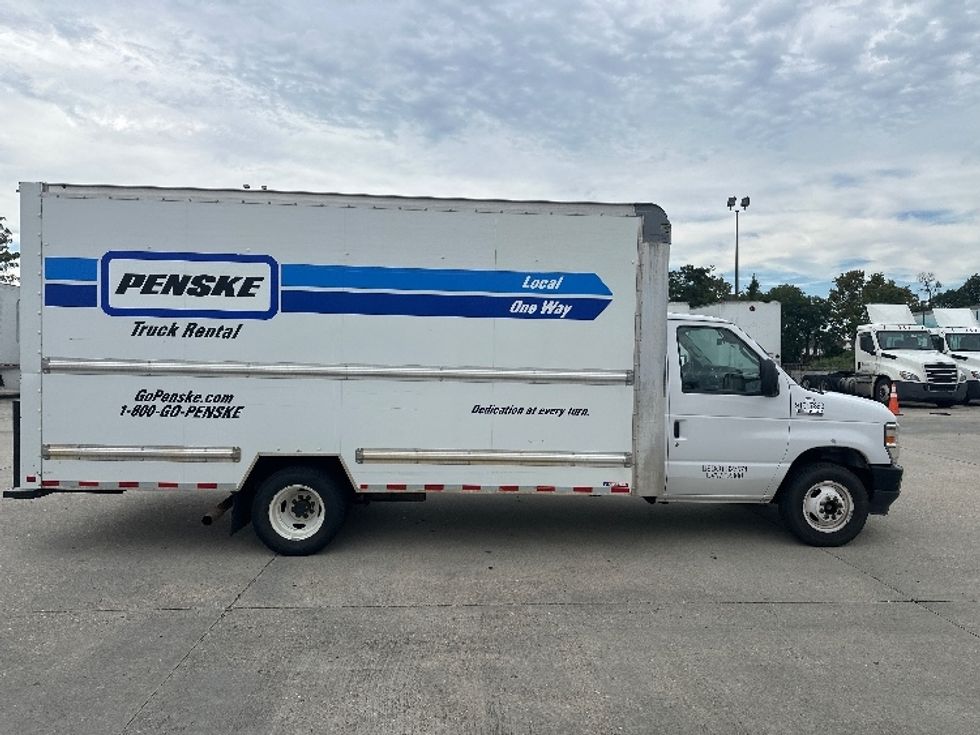 Light Duty Box Truck-Light and Medium Duty Trucks-Ford-2021-E350-Baton Rouge-LA-104,979\n\t\tmiles-$ 27,750 - Image 13