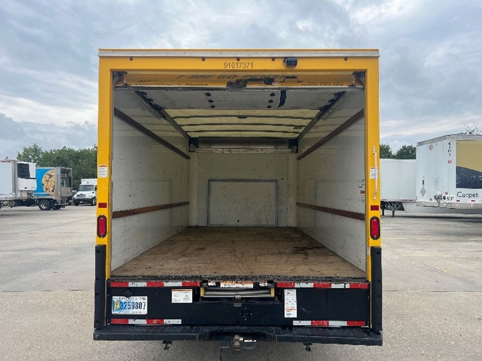 Light Duty Box Truck-Light and Medium Duty Trucks-Ford-2021-E350-Baton Rouge-LA-106,062\n\t\tmiles-$ 24,750 - Image 8