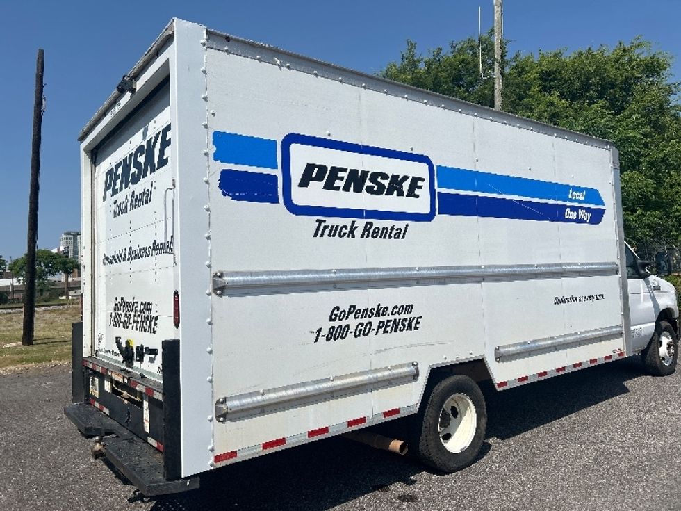 Light Duty Box Truck-Light and Medium Duty Trucks-Ford-2021-E350-Birmingham-AL-114,218\n\t\tmiles-$ 25,750 - Image 12