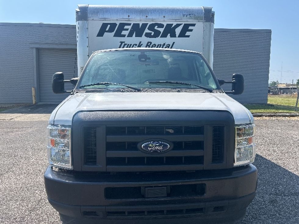 Light Duty Box Truck-Light and Medium Duty Trucks-Ford-2021-E350-Birmingham-AL-114,218\n\t\tmiles-$ 25,750 - Image 2