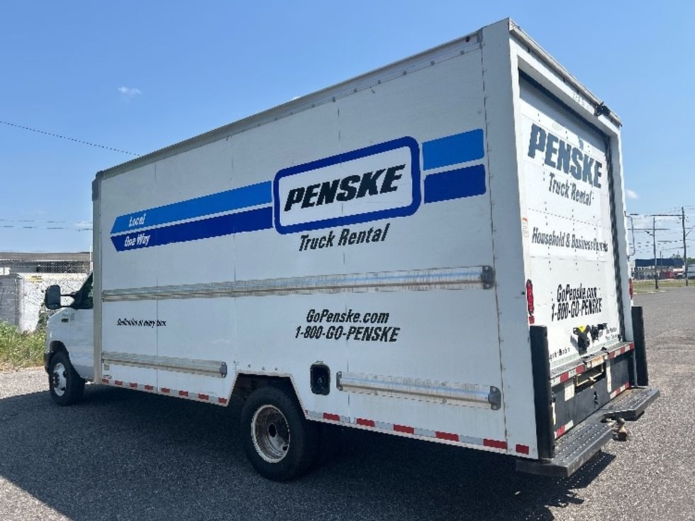 Light Duty Box Truck-Light and Medium Duty Trucks-Ford-2021-E350-Birmingham-AL-114,218\n\t\tmiles-$ 25,750 - Image 5