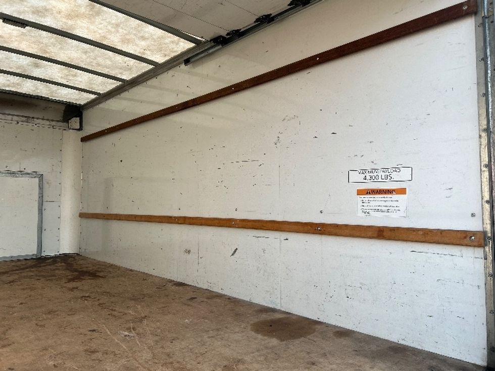 Light Duty Box Truck-Light and Medium Duty Trucks-Ford-2021-E350-Boise-ID-122,699\n\t\tmiles-$ 27,250 - Image 12