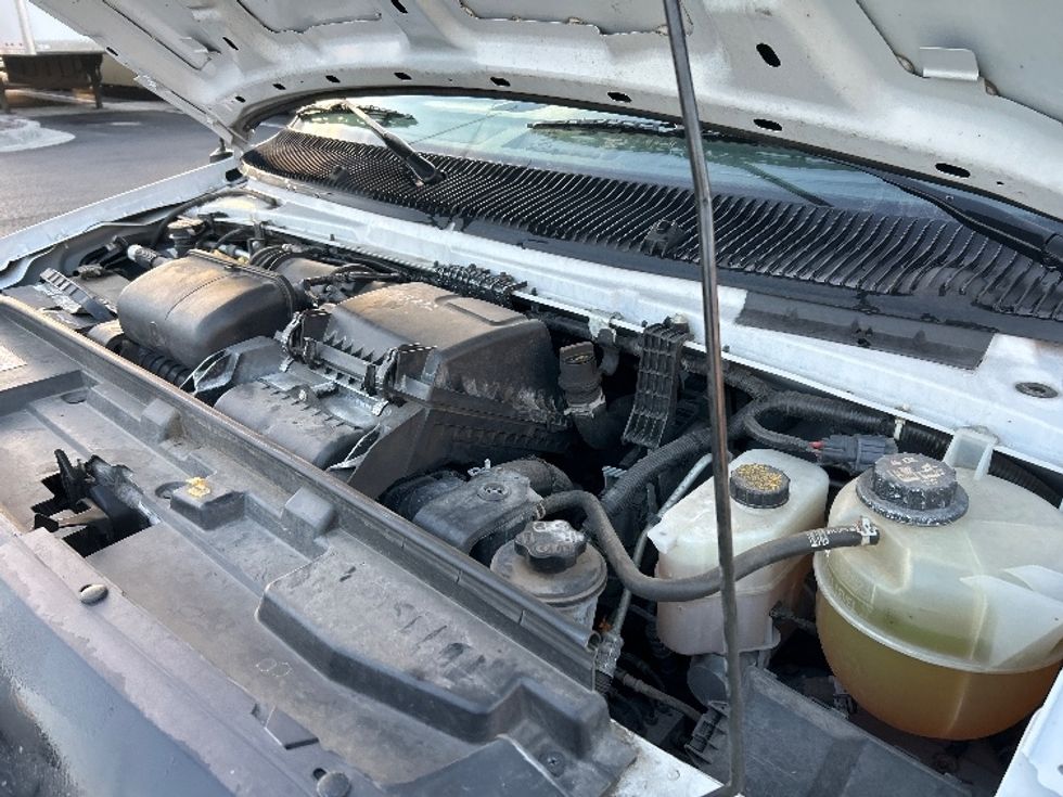 Light Duty Box Truck-Light and Medium Duty Trucks-Ford-2021-E350-Boise-ID-122,699\n\t\tmiles-$ 27,250 - Image 24