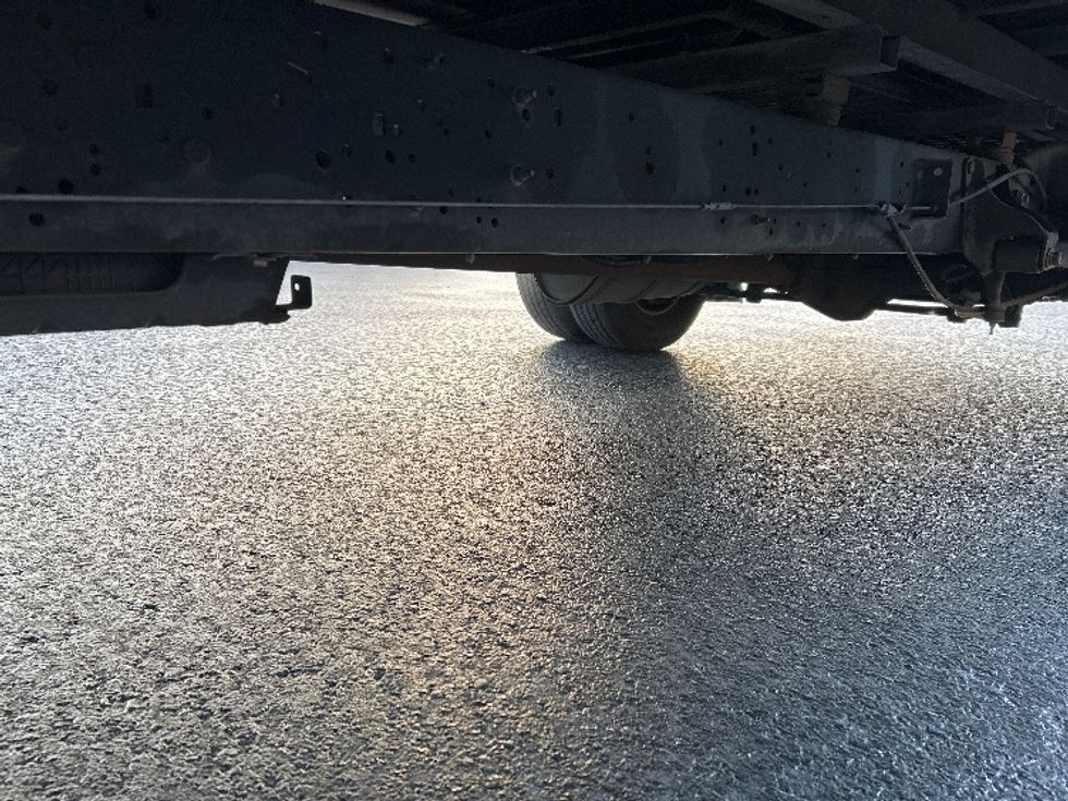 Light Duty Box Truck-Light and Medium Duty Trucks-Ford-2021-E350-Boise-ID-122,699\n\t\tmiles-$ 27,250 - Image 5