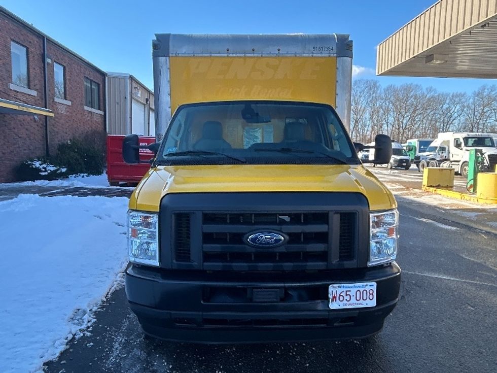 Light Duty Box Truck-Light and Medium Duty Trucks-Ford-2021-E350-Braintree-MA-81,053\n\t\tmiles-$ 26,500 - Image 2