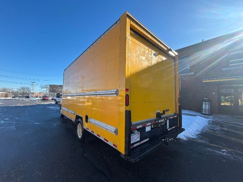 Light Duty Box Truck-Light and Medium Duty Trucks-Ford-2021-E350-Braintree-MA-81,053\n\t\tmiles-$ 26,500 - Image 6