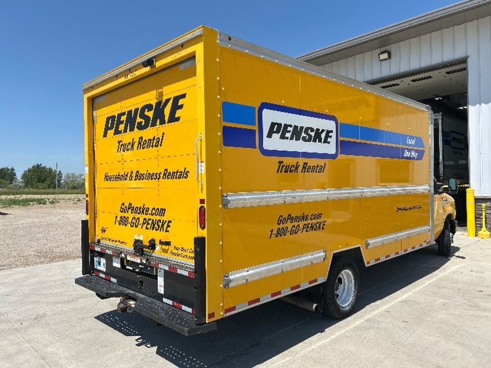 Light Duty Box Truck-Light and Medium Duty Trucks-Ford-2021-E350-Brooklyn Park-MN-88,818\n\t\tmiles-$ 27,750 - Image 13