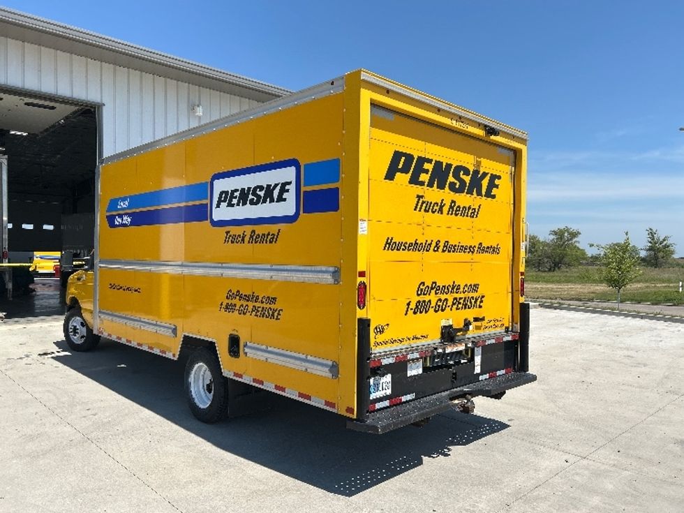 Light Duty Box Truck-Light and Medium Duty Trucks-Ford-2021-E350-Brooklyn Park-MN-88,818\n\t\tmiles-$ 27,750 - Image 6