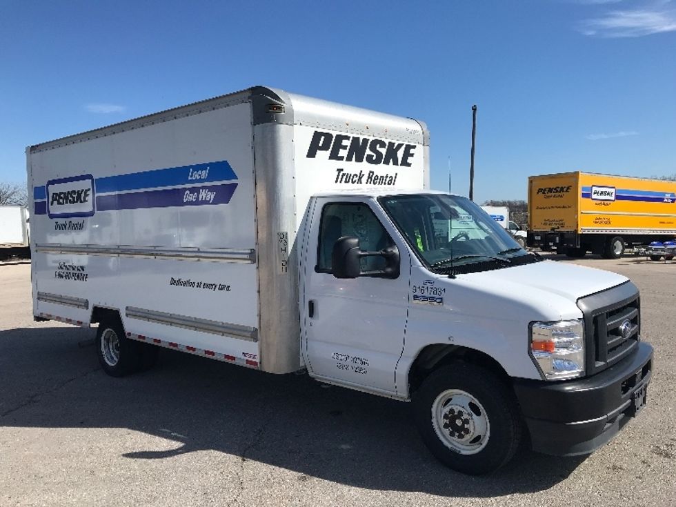 Light Duty Box Truck-Light and Medium Duty Trucks-Ford-2021-E350-Bryan-TX-89,276\n\t\tmiles-$ 29,750 - Image 1