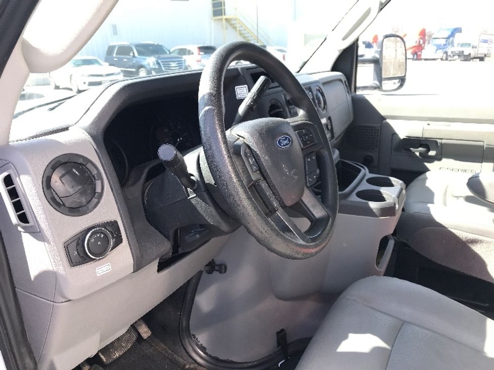 Light Duty Box Truck-Light and Medium Duty Trucks-Ford-2021-E350-Bryan-TX-89,276\n\t\tmiles-$ 29,750 - Image 16
