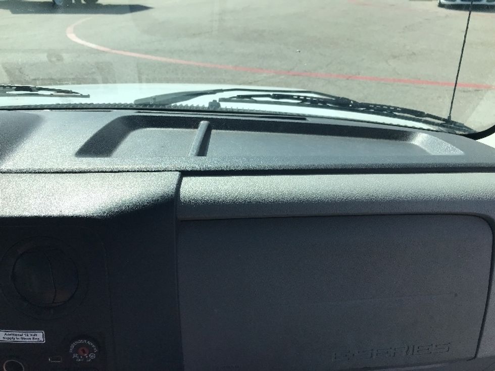 Light Duty Box Truck-Light and Medium Duty Trucks-Ford-2021-E350-Bryan-TX-89,276\n\t\tmiles-$ 29,750 - Image 20