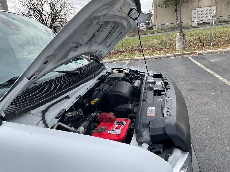 Light Duty Box Truck-Light and Medium Duty Trucks-Ford-2021-E350-Capitol Heights-MD-80,685\n\t\tmiles-$ 29,250 - Image 21