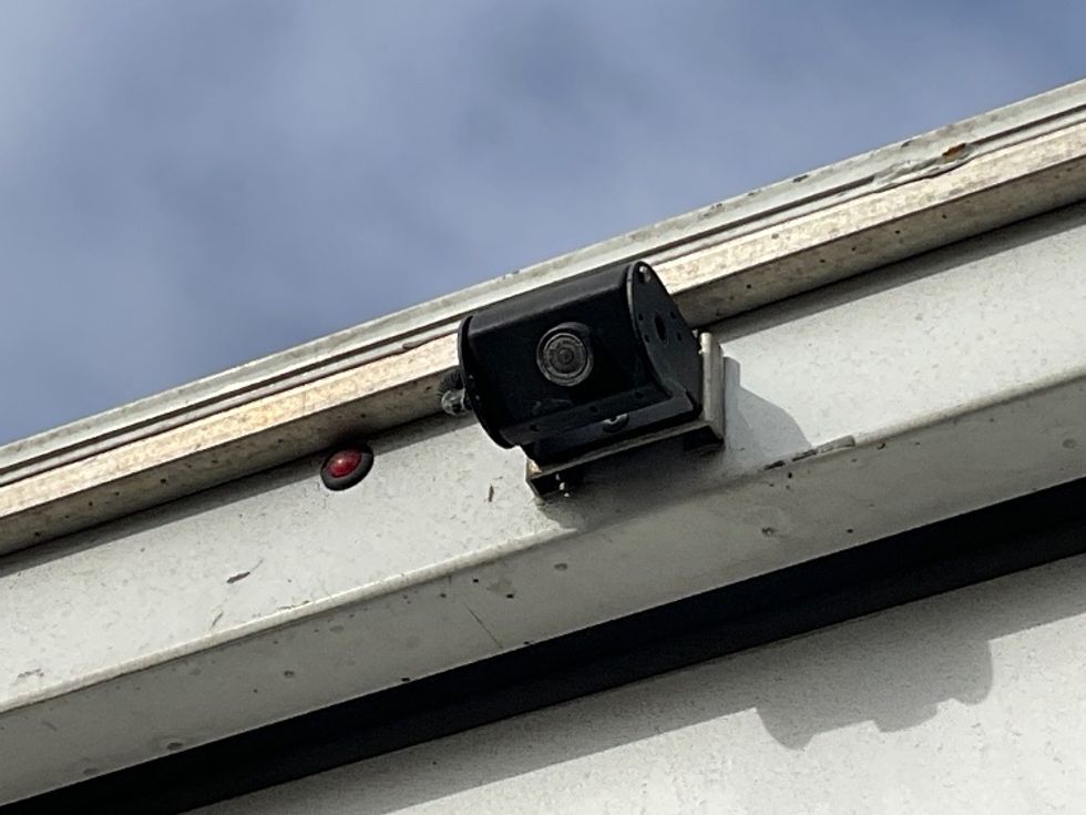 Light Duty Box Truck-Light and Medium Duty Trucks-Ford-2021-E350-Capitol Heights-MD-80,685\n\t\tmiles-$ 29,250 - Image 23