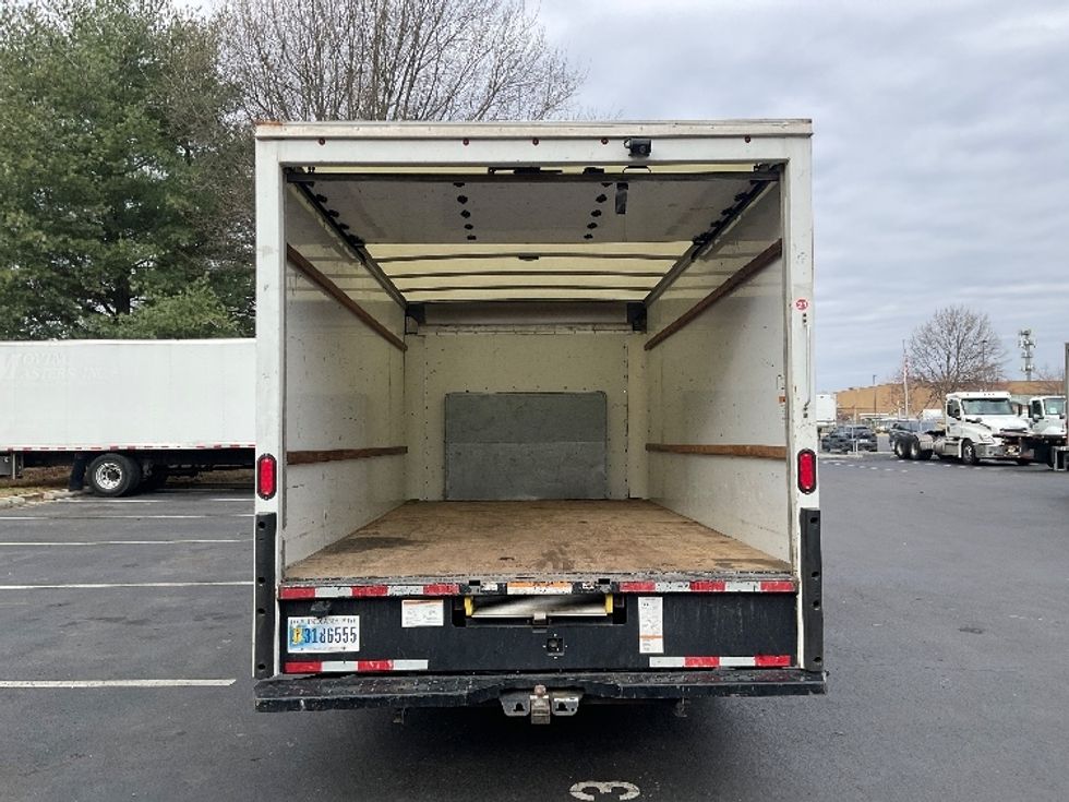 Light Duty Box Truck-Light and Medium Duty Trucks-Ford-2021-E350-Capitol Heights-MD-80,685\n\t\tmiles-$ 29,250 - Image 7