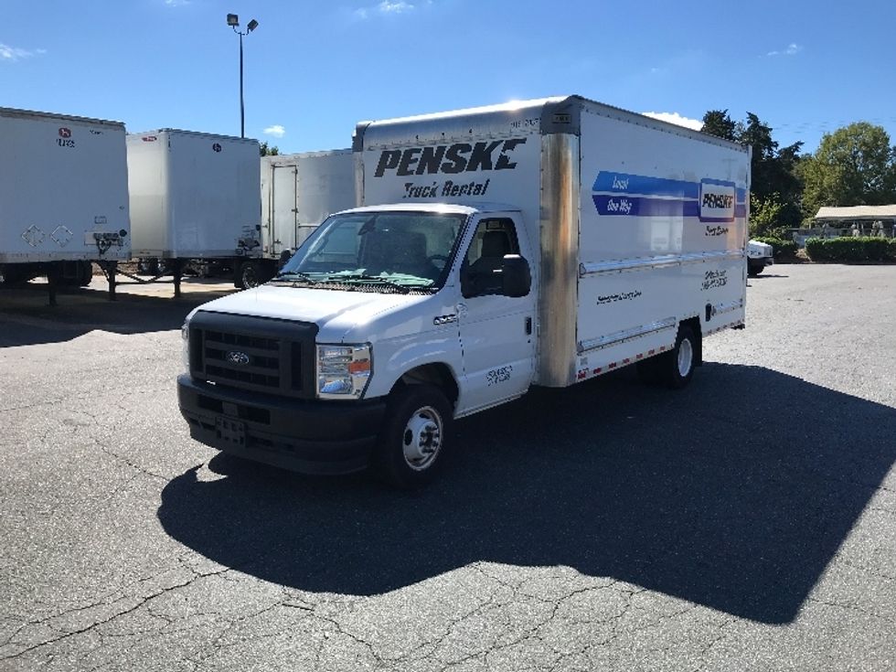 Light Duty Box Truck-Light and Medium Duty Trucks-Ford-2021-E350-Charlotte-NC-104,686\n\t\tmiles-$ 29,500 - Image 3