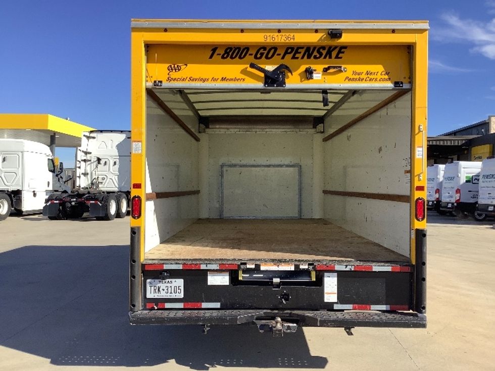 Light Duty Box Truck-Light and Medium Duty Trucks-Ford-2021-E350-Cleveland-TN-85,093\n\t\tmiles-$ 33,500 - Image 9