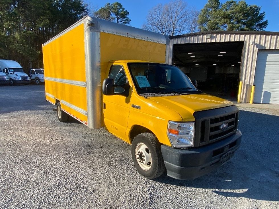 Light Duty Box Truck-Light and Medium Duty Trucks-Ford-2021-E350-Cleveland-TN-85,492\n\t\tmiles-$ 29,000 - Image 1