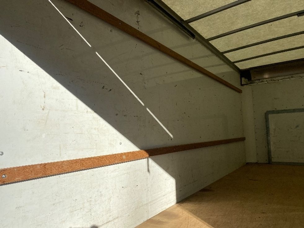 Light Duty Box Truck-Light and Medium Duty Trucks-Ford-2021-E350-Cleveland-TN-85,492\n\t\tmiles-$ 29,000 - Image 10