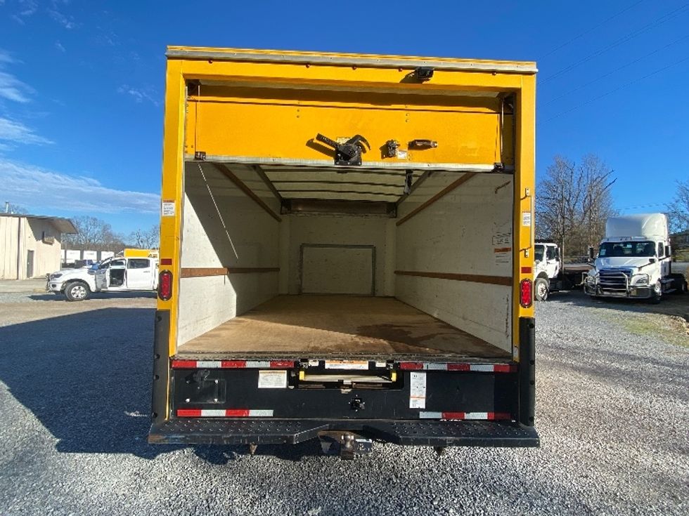 Light Duty Box Truck-Light and Medium Duty Trucks-Ford-2021-E350-Cleveland-TN-85,492\n\t\tmiles-$ 29,000 - Image 7