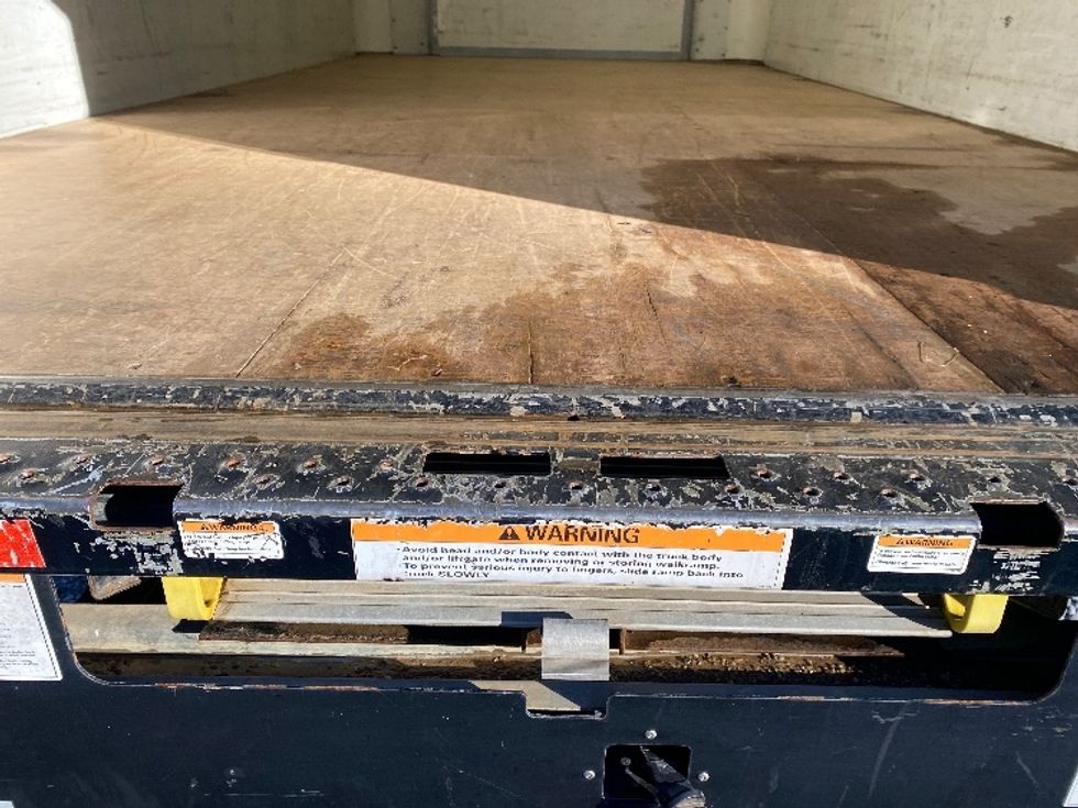 Light Duty Box Truck-Light and Medium Duty Trucks-Ford-2021-E350-Cleveland-TN-85,492\n\t\tmiles-$ 29,000 - Image 9