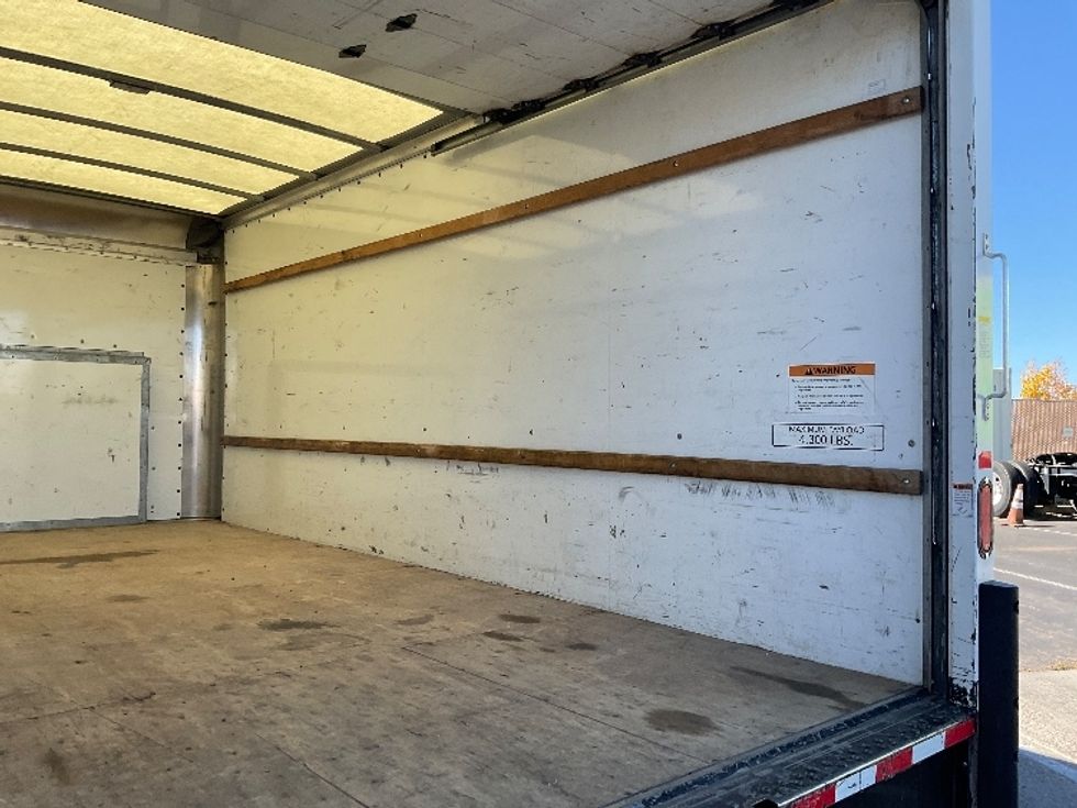 Light Duty Box Truck-Light and Medium Duty Trucks-Ford-2021-E350-Colorado Springs-CO-122,384\n\t\tmiles-$ 26,750 - Image 11