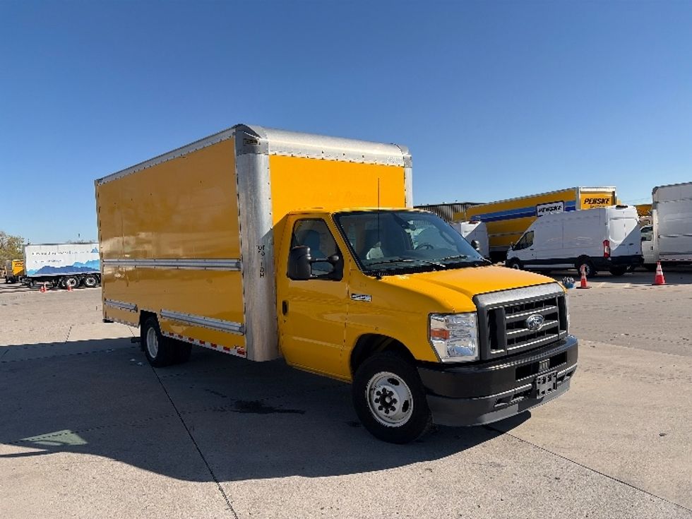 Light Duty Box Truck-Light and Medium Duty Trucks-Ford-2021-E350-Dallas-TX-101,338\n\t\tmiles-$ 25,750 - Image 1