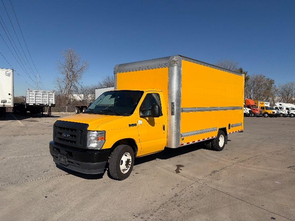Light Duty Box Truck-Light and Medium Duty Trucks-Ford-2021-E350-Dallas-TX-101,338\n\t\tmiles-$ 25,750 - Image 3