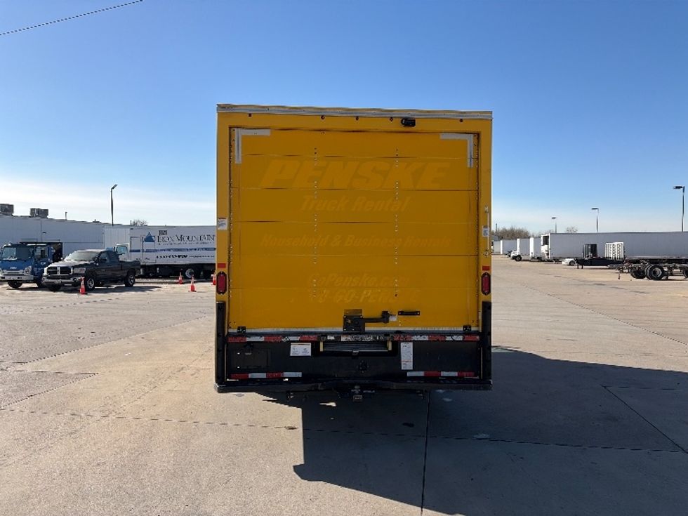 Light Duty Box Truck-Light and Medium Duty Trucks-Ford-2021-E350-Dallas-TX-101,338\n\t\tmiles-$ 25,750 - Image 7