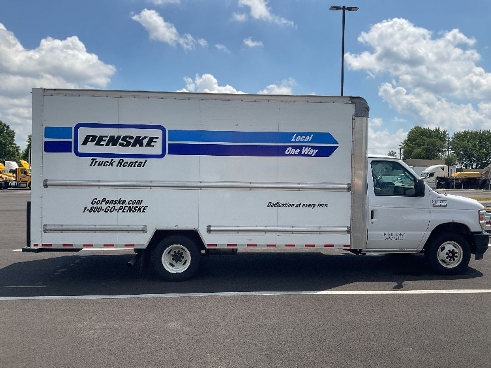 Light Duty Box Truck-Light and Medium Duty Trucks-Ford-2021-E350-Dayton-OH-86,907\n\t\tmiles-$ 36,750 - Image 13