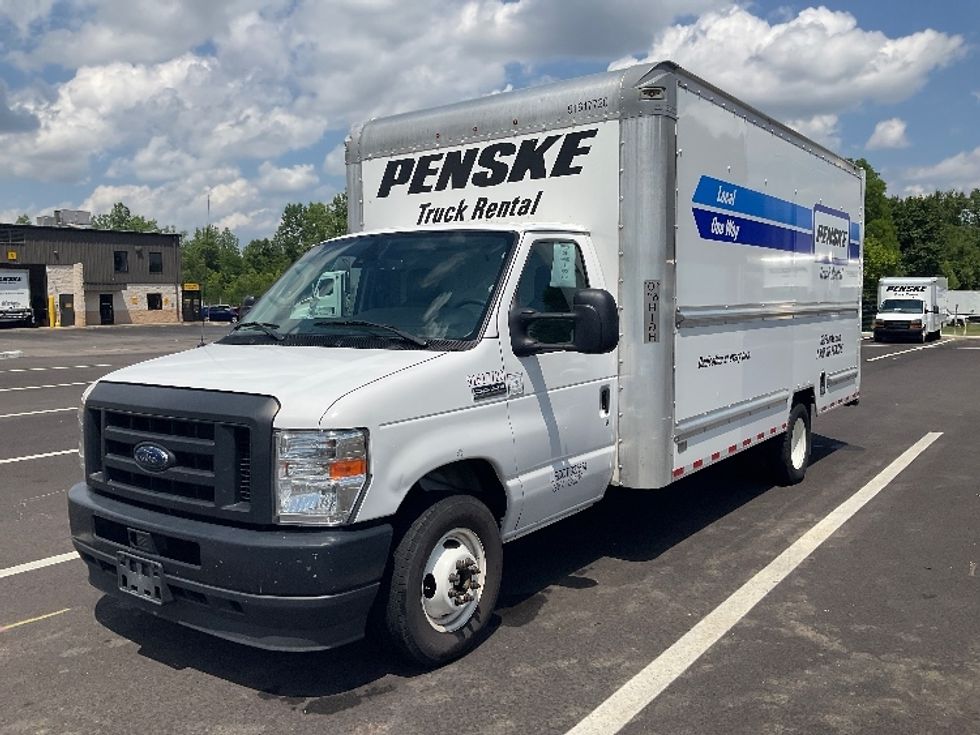 Light Duty Box Truck-Light and Medium Duty Trucks-Ford-2021-E350-Dayton-OH-86,907\n\t\tmiles-$ 36,750 - Image 3