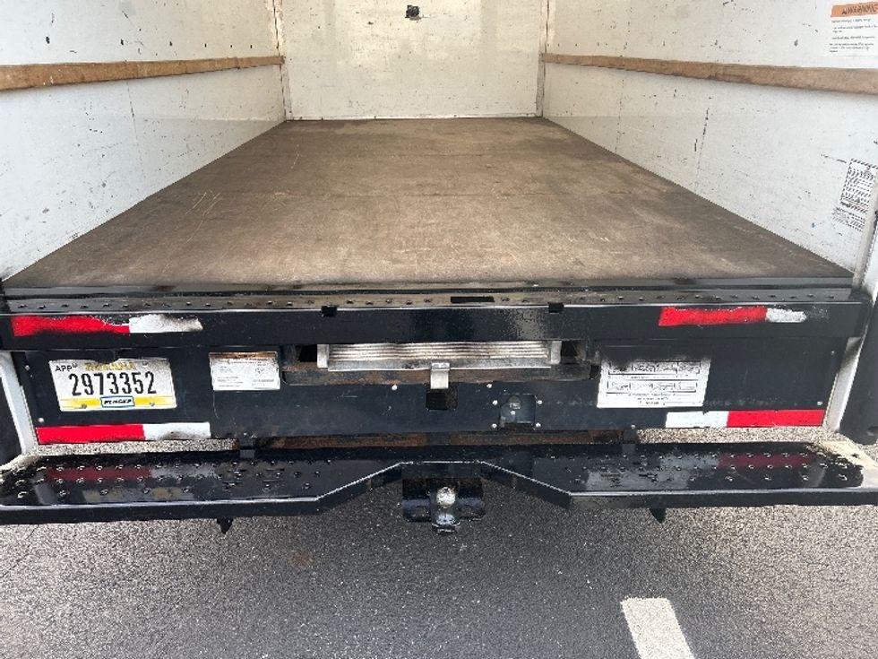 Light Duty Box Truck-Light and Medium Duty Trucks-Ford-2021-E350-Decatur-AL-99,154\n\t\tmiles-$ 29,750 - Image 10