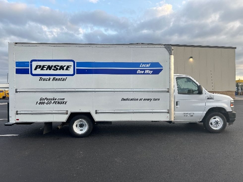 Light Duty Box Truck-Light and Medium Duty Trucks-Ford-2021-E350-Decatur-AL-99,154\n\t\tmiles-$ 29,750 - Image 15