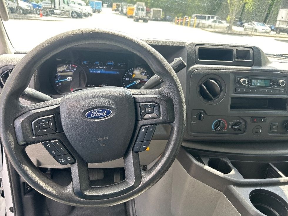 Light Duty Box Truck-Light and Medium Duty Trucks-Ford-2021-E350-Duluth-GA-139,038\n\t\tmiles-$ 24,250 - Image 18