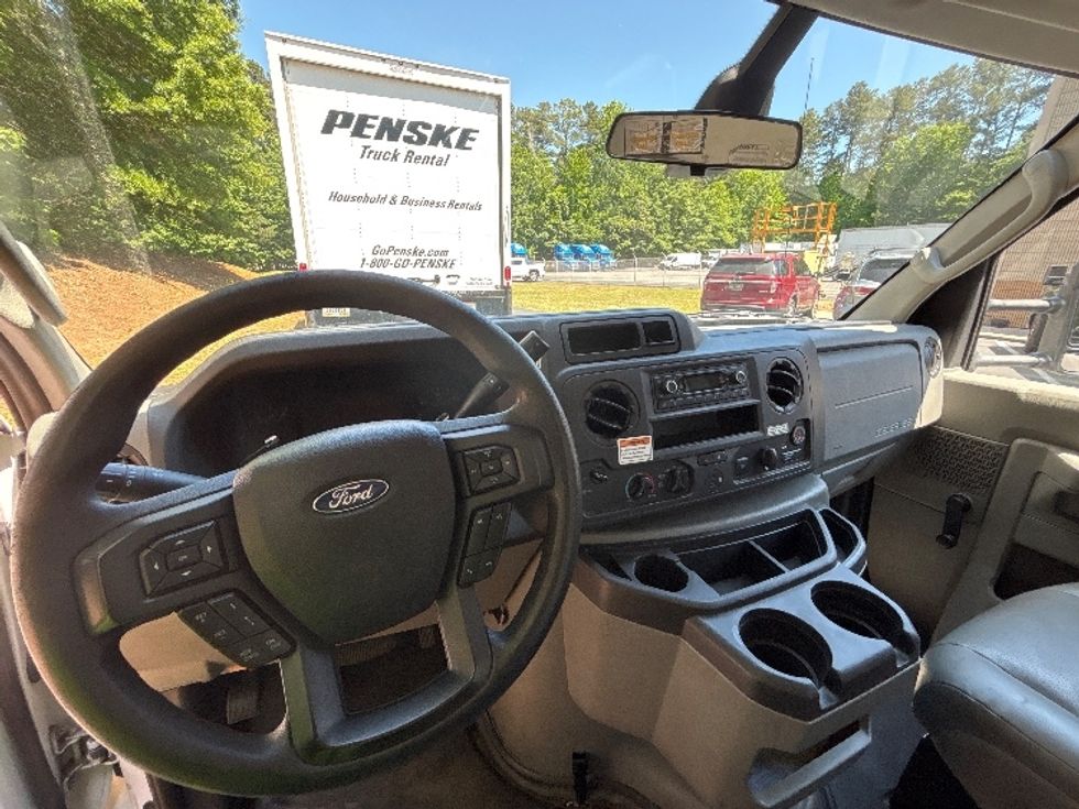 Light Duty Box Truck-Light and Medium Duty Trucks-Ford-2021-E350-Duluth-GA-80,431\n\t\tmiles-$ 32,000 - Image 17