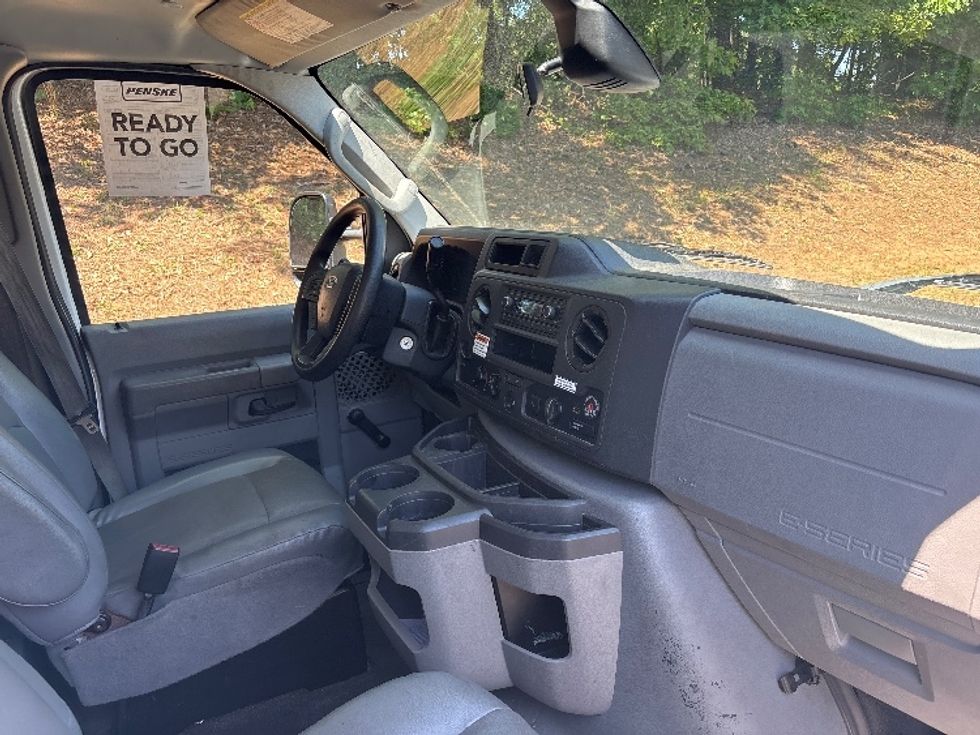 Light Duty Box Truck-Light and Medium Duty Trucks-Ford-2021-E350-Duluth-GA-80,431\n\t\tmiles-$ 32,000 - Image 21