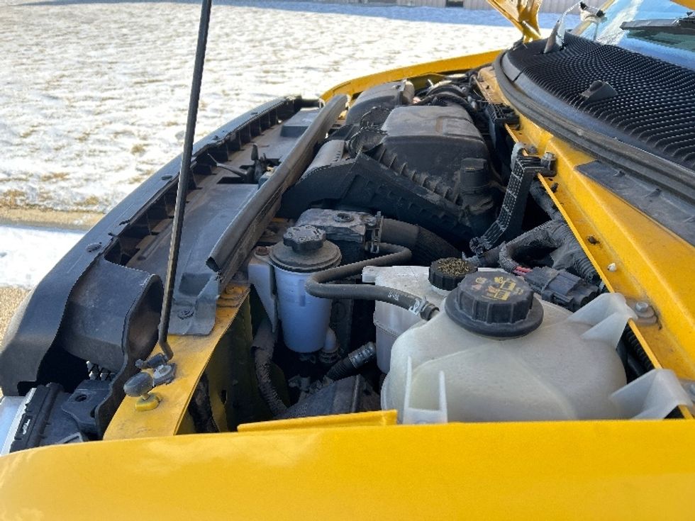 Light Duty Box Truck-Light and Medium Duty Trucks-Ford-2021-E350-East Chicago-IN-102,465\n\t\tmiles-$ 26,250 - Image 23