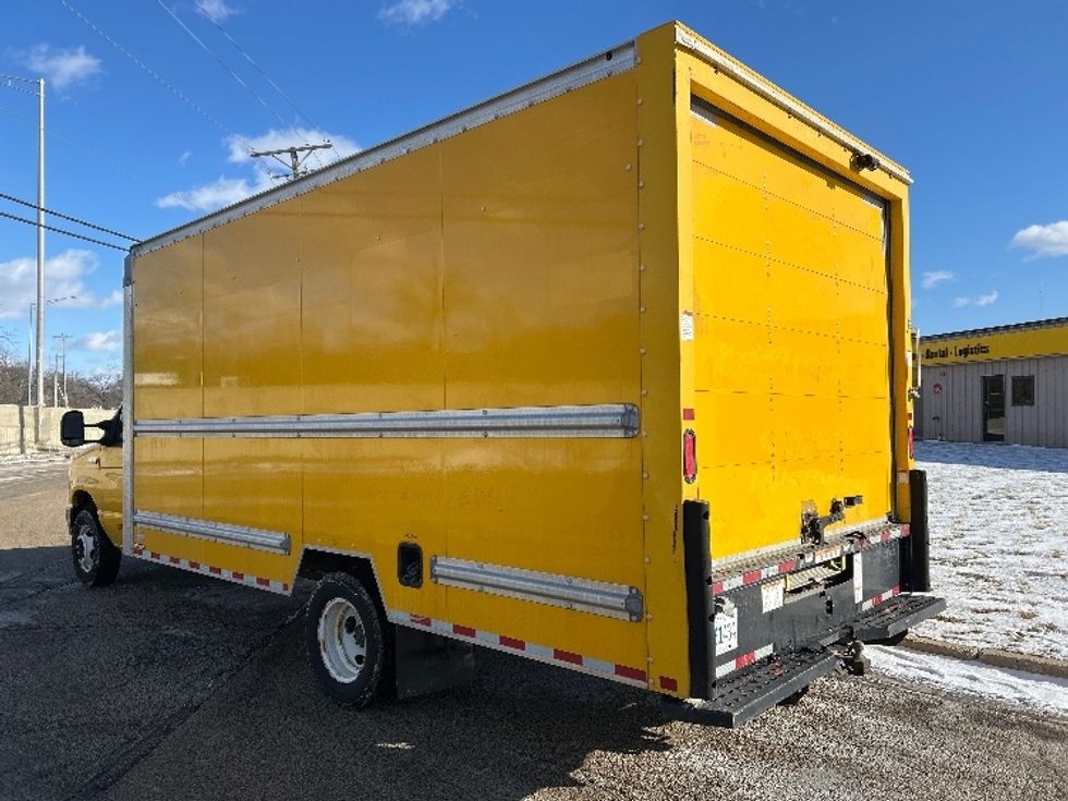 Light Duty Box Truck-Light and Medium Duty Trucks-Ford-2021-E350-East Chicago-IN-102,465\n\t\tmiles-$ 26,250 - Image 6