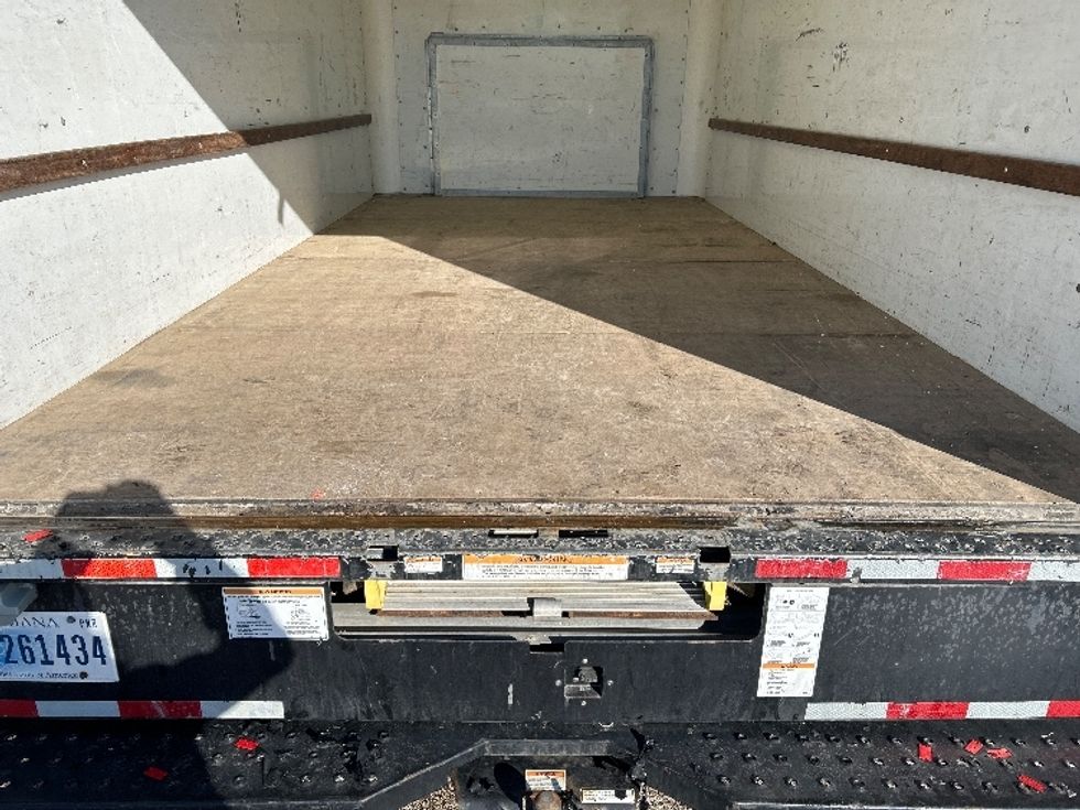 Light Duty Box Truck-Light and Medium Duty Trucks-Ford-2021-E350-East Chicago-IN-102,465\n\t\tmiles-$ 26,250 - Image 9