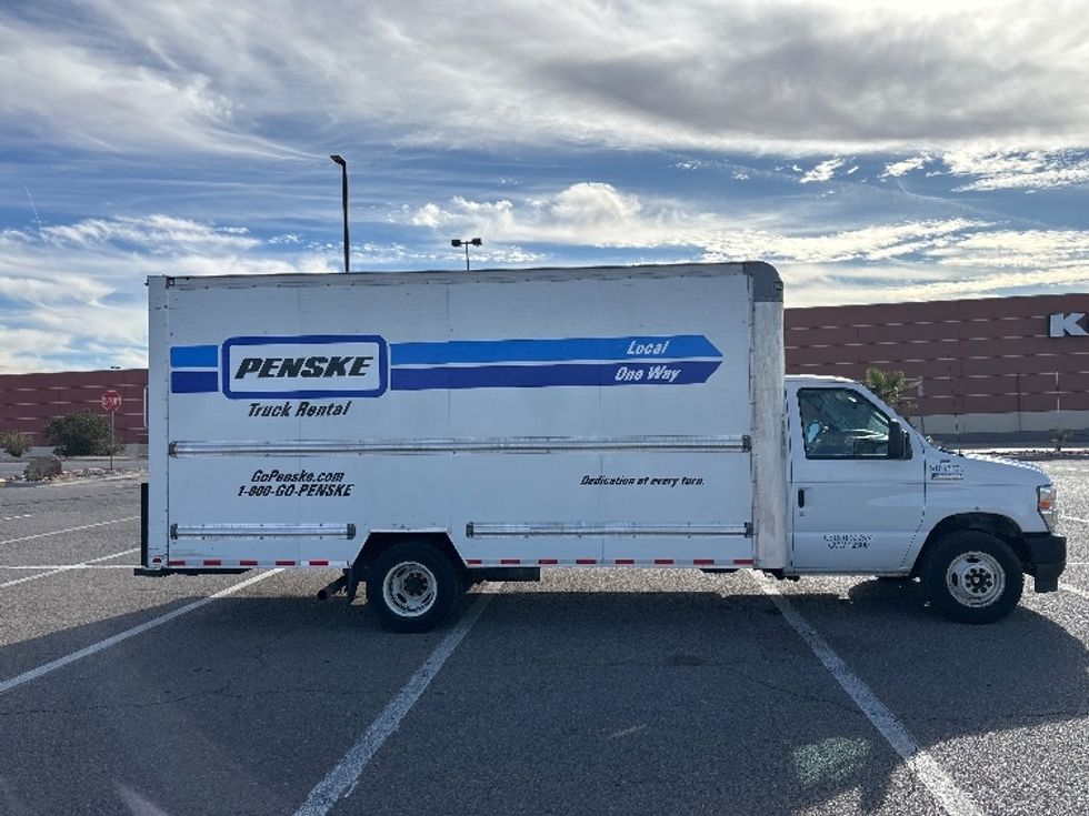 Light Duty Box Truck-Light and Medium Duty Trucks-Ford-2021-E350-El Paso-TX-101,434\n\t\tmiles-$ 29,750 - Image 14