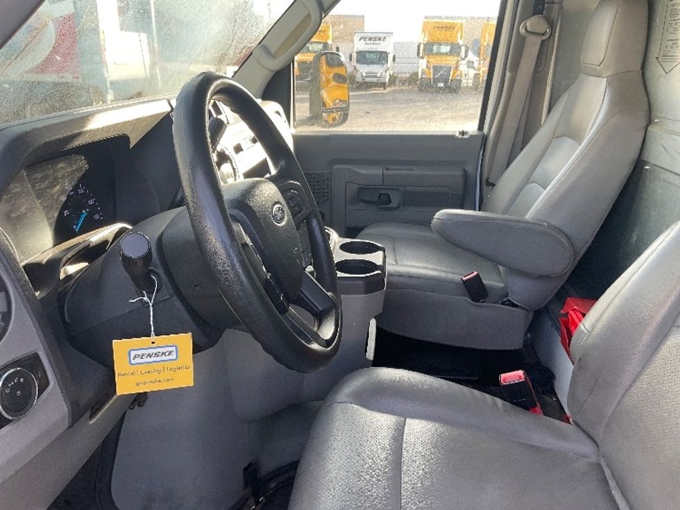 Light Duty Box Truck-Light and Medium Duty Trucks-Ford-2021-E350-El Paso-TX-96,052\n\t\tmiles-$ 30,500 - Image 19