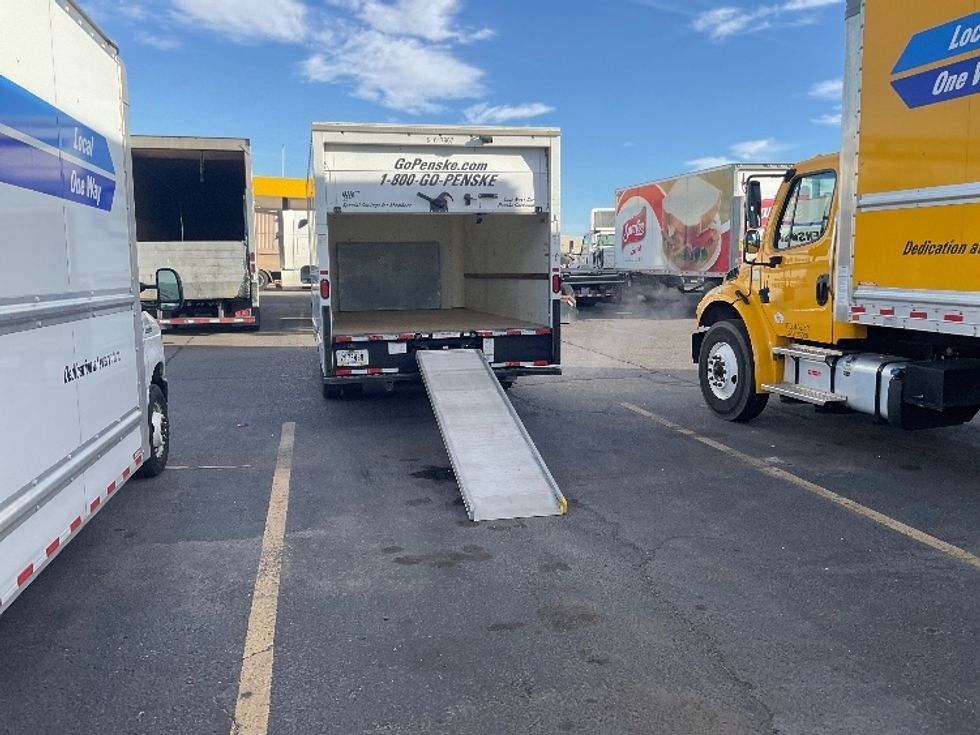 Light Duty Box Truck-Light and Medium Duty Trucks-Ford-2021-E350-El Paso-TX-96,052\n\t\tmiles-$ 30,500 - Image 9