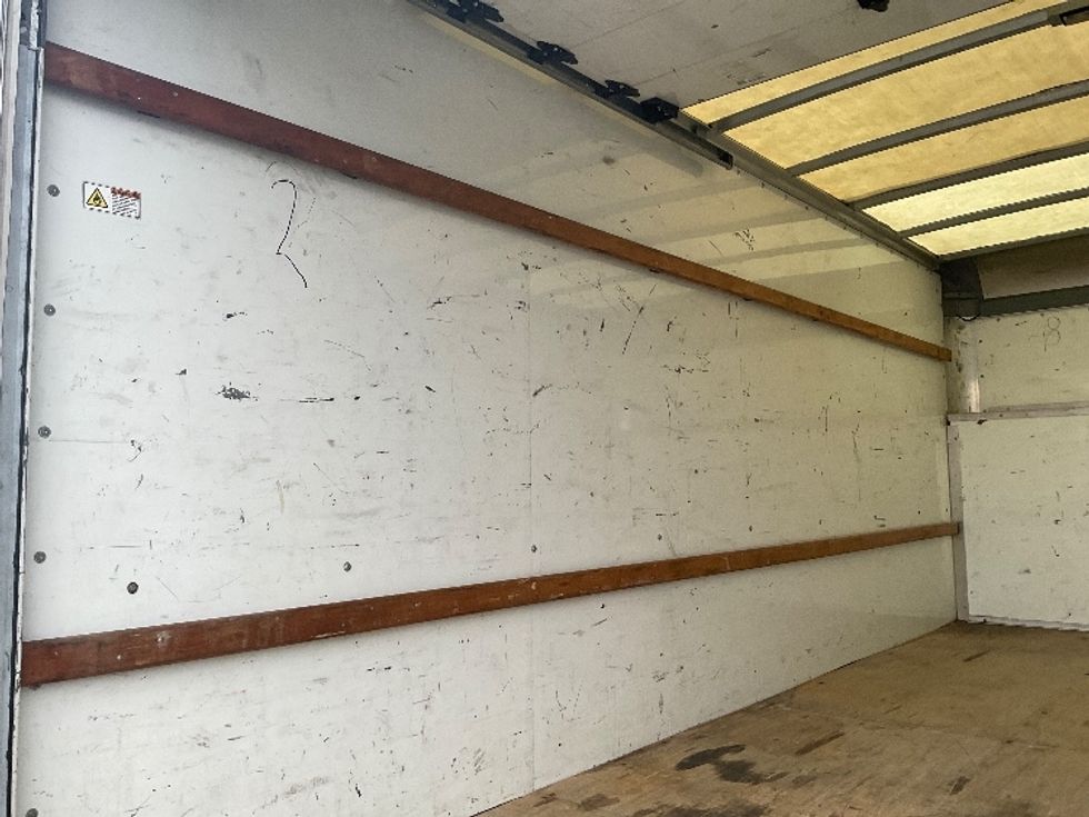 Light Duty Box Truck-Light and Medium Duty Trucks-Ford-2021-E350-Everett-WA-111,141\n\t\tmiles-$ 28,500 - Image 9