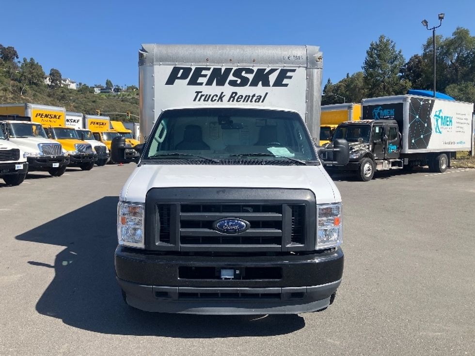 Light Duty Box Truck-Light and Medium Duty Trucks-Ford-2021-E350-Fontana-CA-89,725\n\t\tmiles-$ 31,000 - Image 2
