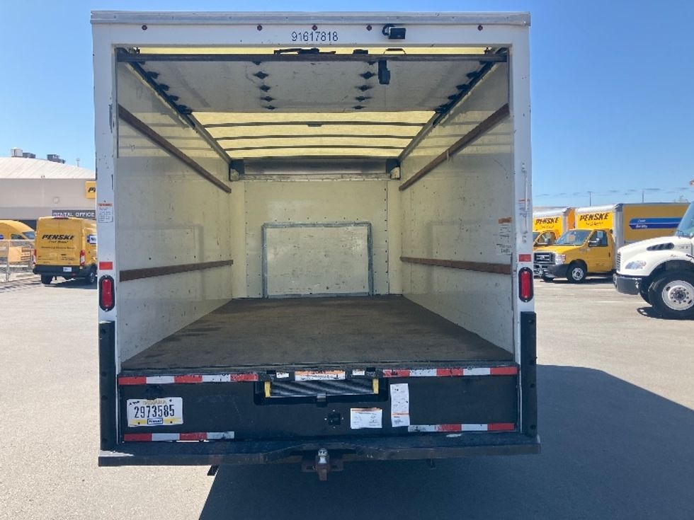Light Duty Box Truck-Light and Medium Duty Trucks-Ford-2021-E350-Fontana-CA-89,725\n\t\tmiles-$ 31,000 - Image 8