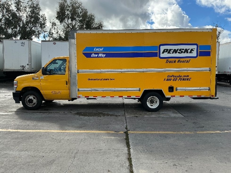 Light Duty Box Truck-Light and Medium Duty Trucks-Ford-2021-E350-Fontana-CA-95,150\n\t\tmiles-$ 27,750 - Image 4