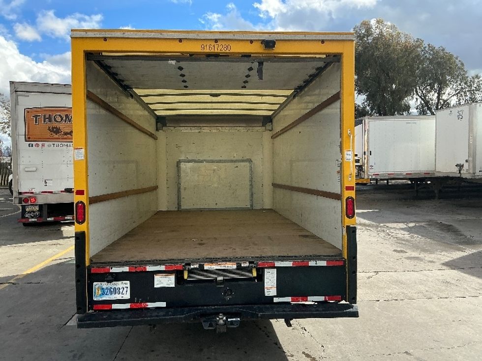 Light Duty Box Truck-Light and Medium Duty Trucks-Ford-2021-E350-Fontana-CA-95,150\n\t\tmiles-$ 27,750 - Image 8