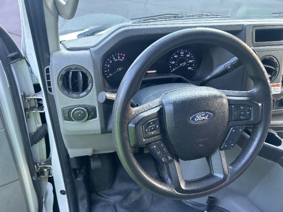 Light Duty Box Truck-Light and Medium Duty Trucks-Ford-2021-E350-Forest Park-GA-109,698\n\t\tmiles-$ 25,250 - Image 16