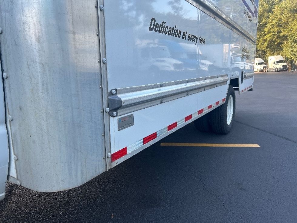 Light Duty Box Truck-Light and Medium Duty Trucks-Ford-2021-E350-Forest Park-GA-109,698\n\t\tmiles-$ 25,250 - Image 5