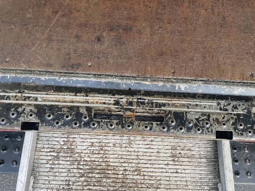 Light Duty Box Truck-Light and Medium Duty Trucks-Ford-2021-E350-Gahanna-OH-101,070\n\t\tmiles-$ 25,250 - Image 10