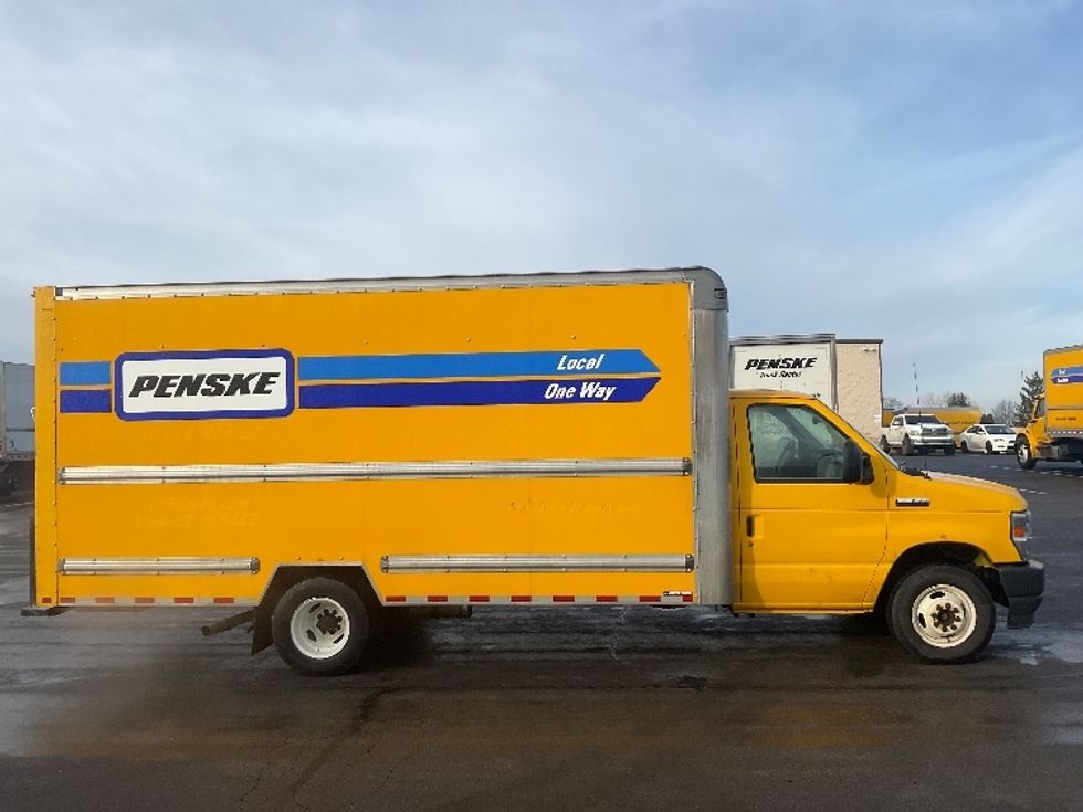 Light Duty Box Truck-Light and Medium Duty Trucks-Ford-2021-E350-Gahanna-OH-101,070\n\t\tmiles-$ 25,250 - Image 15